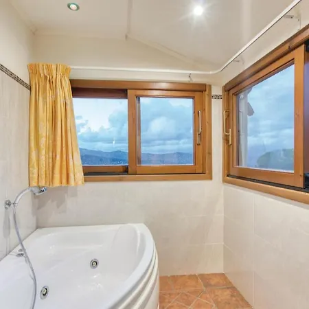 Σπίτι διακοπών Beautiful In With Sauna *